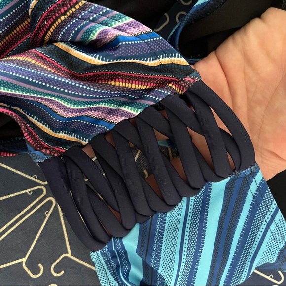 High Rise Full Coverage Bikini with Lace Up Details and MultiColor Print Size 12 - Picture 3 of 8